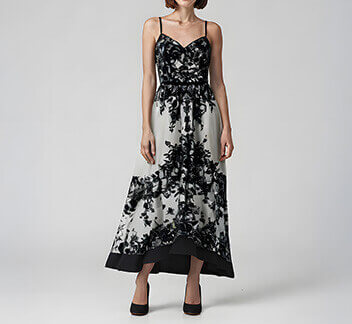 Abito in Pizzo Nero